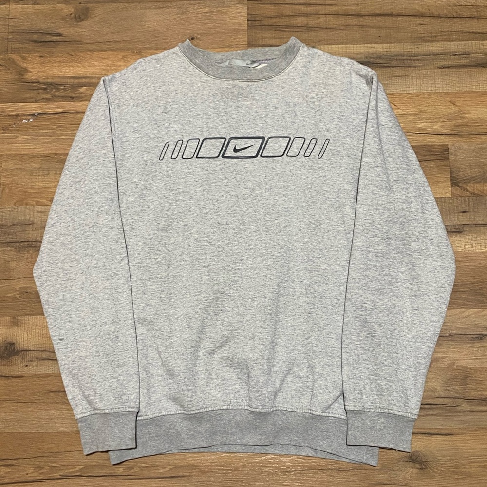 Y2K Nike Center Swoosh Crewneck